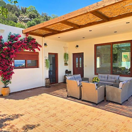Villa Balcony, Cozy Villa With Amazing View Rodhiá Екстериор снимка