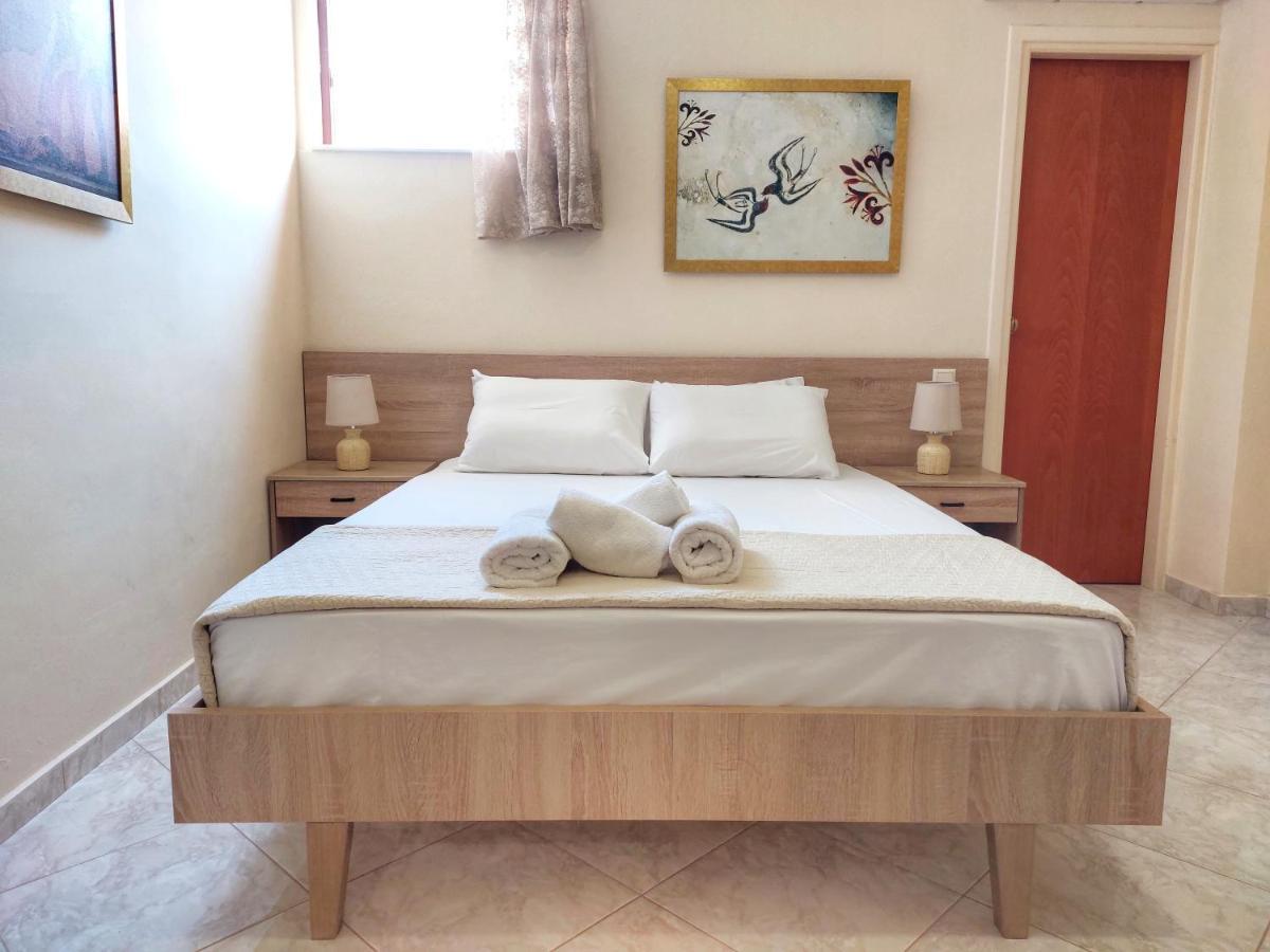 Villa Balcony, Cozy Villa With Amazing View Rodhiá Екстериор снимка