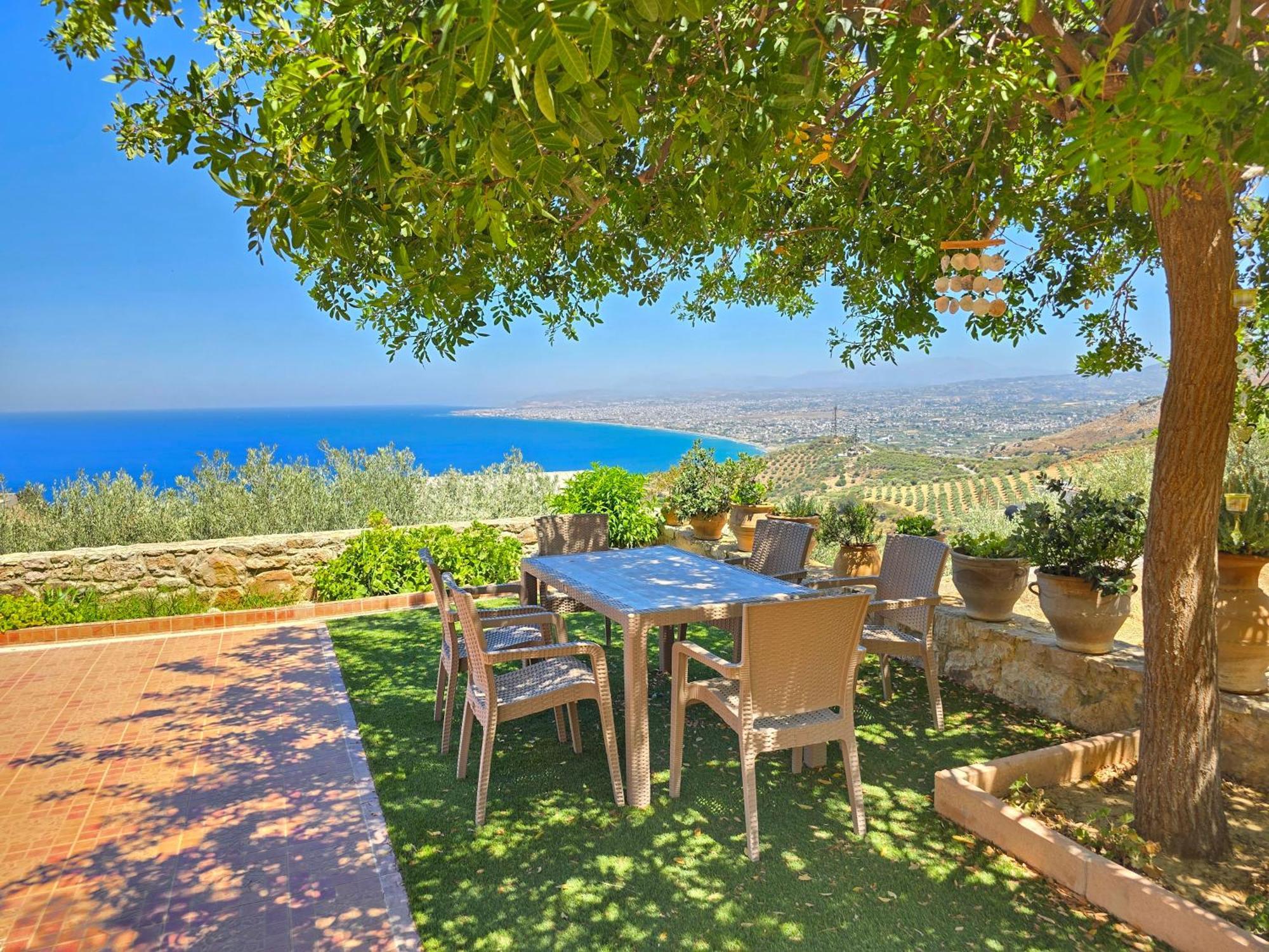 Villa Balcony, Cozy Villa With Amazing View Rodhiá Екстериор снимка